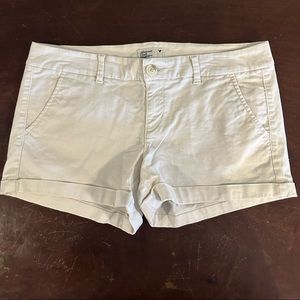 American Eagle Women’s Light Khaki Shorts size 10